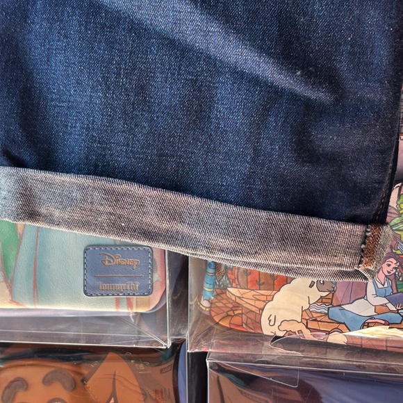 Old Navy Dark Wash Jean Shorts High Rise Size 12 Women - Picture 4 of 6